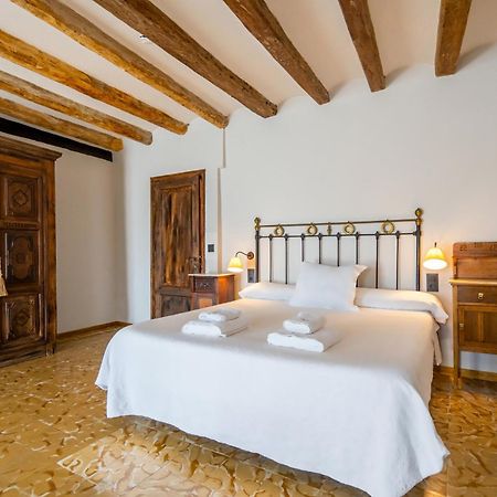 Lo Palauet De La Muralla Balaguer Luaran gambar