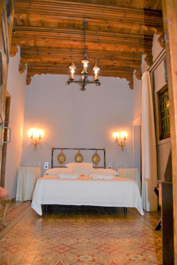 Lo Palauet De La Muralla Balaguer Luaran gambar