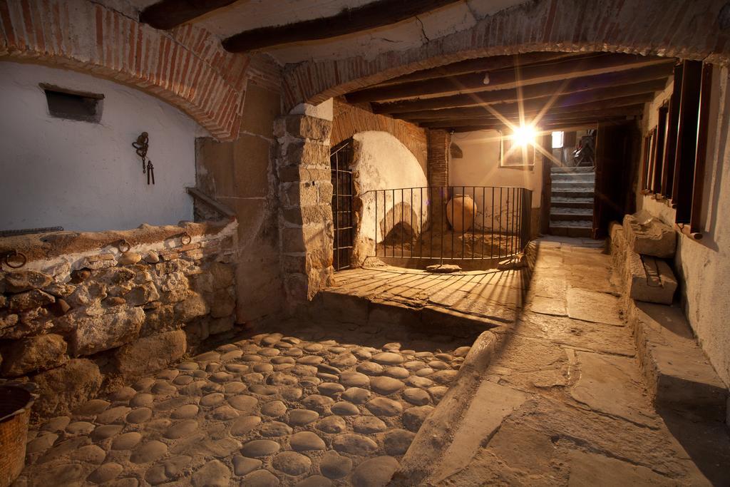 Lo Palauet De La Muralla Balaguer Luaran gambar